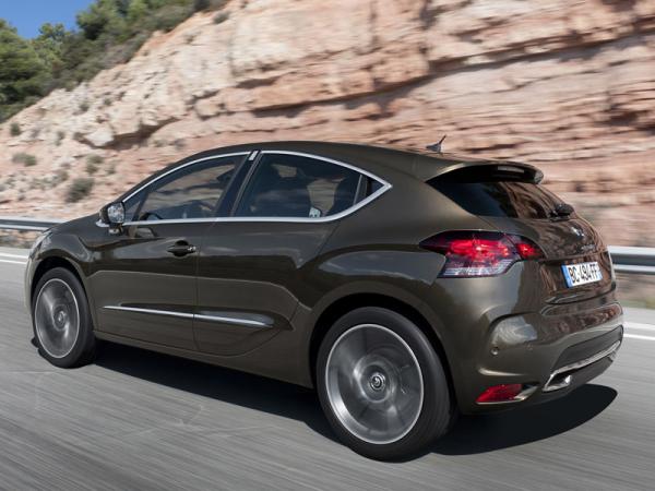 Тест-драйв Citroen DS4